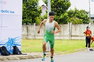 VĐV Nguyễn Anh Trí thi đấu trong ngày 30-7 để có tấm HCV quan trọng ở duathlon nam. Ảnh: BTC