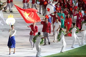 Tuyển thủ Nguyễn Huy Hoàng tiếp tục là người cầm cờ cho Đoàn thể thao Việt Nam. Ảnh: DŨNG PHƯƠNG