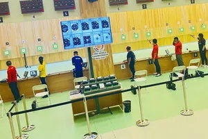 Bắn súng Việt Nam đang nỗ lực thi đấu tại giải vô địch thế giới 2023. Ảnh: BSVN