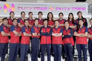 Đội đua thuyền rowing Việt Nam đã có mặt tại Hàng Châu (Trung Quốc). Ảnh: MINH MINH