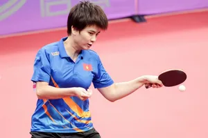 Nguyễn Khoa Diệu Khánh và đồng đội đã dừng bước ở nội dung đồng đội nữ khi thua 0-3 trước Trung Quốc. Ảnh: LƯỢNG LƯỢNG