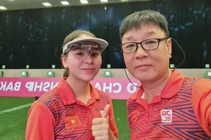 HLV Park Chung-gun và ban huấn luyện đội tuyển bắn súng Việt Nam sẽ tập trung tối đa cho xạ thủ thi đấu giải vô địch châu Á 2023. Ảnh: H.X.VINH