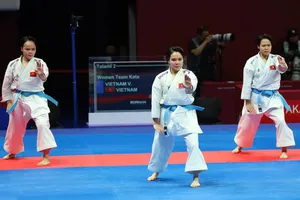 VĐV thể thao Việt Nam từng giành HCV ASIAD 19 đã được nhận thưởng "nóng" của Đoàn thể thao Việt Nam. Ảnh: LƯỢNG LƯỢNG