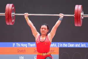 Lực sỹ Phạm Thị Hồng Thanh sẽ thi đấu tại Doha (Qatar) để tìm suất chính thức dự Olympic năm 2024. Ảnh: D.P