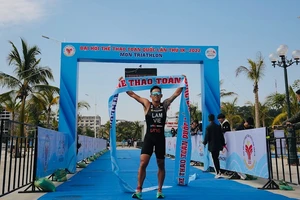 VĐV triathlon sẽ thi đấu giải vô địch các câu lạc bộ quốc gia 2024 tại TPHCM. Ảnh: D.P 