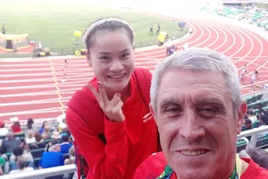 Chuyên gia người Bulgaria - ông Simeonov đã bắt đầu huấn luyện tại đội điền kinh trẻ Việt Nam. Ảnh: ĐKVN