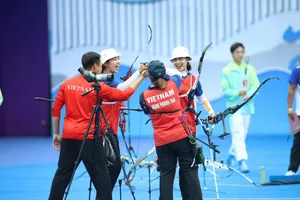 Thanh Nhi và Ánh Nguyệt là những niềm hy vọng của bắn cung Việt Nam trong các giải quốc tế cuối cùng để tranh suất Olympic 2024. Ảnh: LƯỢNG LƯỢNG