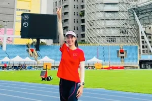 Bùi Thị Ngân giành HCV cự ly 1.500m tại Đại hội thể thao sinh viên Đông Nam Á 2024. Ảnh: NGÂN BÙI