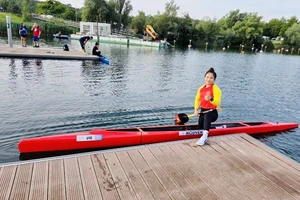 Tuyển thủ Nguyễn Thị Hương sẽ thi đấu ngày 8-8 trong nội dung C1 200 nữ tại Olympic 2024. Ảnh: DUATHUYENVN