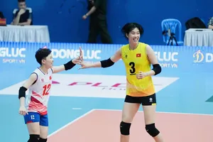 Áo đấu của đội tuyển bóng chuyền nữ Việt Nam vẫn chưa có nhà tài trợ xuất hiện. Ảnh: VFV