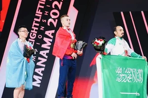 Lại Gia Thành từng giành HCV khi thi đấu ở Bahrain năm 2022 và bây giờ trở lại nơi đây hướng tới mục tiêu giành vị trí số 1 ở giải thế giới 2024. Ảnh: IWF