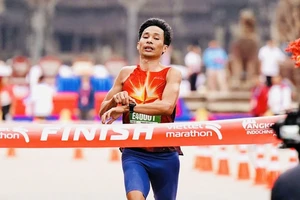 Nguyễn Văn Lai đã có ngôi vô địch marathon - 42km trong giải quốc tế tại Campuchia cho mình. Ảnh: VTM