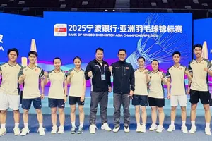 Đội cầu lông Việt Nam đang tập trung chuẩn bị chuyên môn hướng tới SEA Games 33-2025 cuối năm nay. Ảnh: VBF