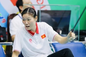 HLV Nguyễn Thị Ngọc Hoa sẽ hội quân muộn với đội tuyển bóng chuyền nữ Việt Nam do đang phải làm nhiệm vụ tại Trà Vinh. Ảnh: DŨNG PHƯƠNG