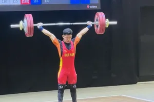 Đội cử tạ Việt Nam đã có cơ hội nắm bắt thêm các đối thủ tại Đông Nam Á trong giải đấu ở Singapore vừa qua. Ảnh: NGUYỄN HUY