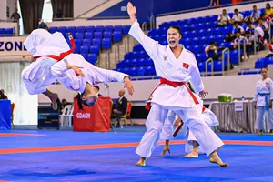 Võ sĩ karate Việt Nam có các kết quả HCV quan trọng ngay trong ngày đầu tiên tại giải vô địch Đông Nam Á 2025. Ảnh: SEAKF