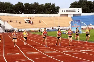 Các VĐV được thi đấu đảm bảo đúng quyền lợi của mình. Ảnh: MINH MINH