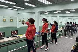 Các xạ thủ tập luyện kỹ lưỡng để vào thi đấu giải vô địch quốc gia 2025. Ảnh: MINH CHIẾN