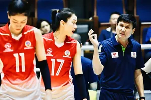 Đội Binh chủng Thông tin đã vào vòng chung kết sau trận thắng buổi tối ngày 8-10. Ảnh: DŨNG PHƯƠNG