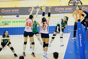 HLV Ngọc Hoa và cầu thủ VTV Bình Điền Long An rất tập trung cho trận bán kết. Ảnh: VTVBĐLA