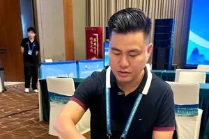 Kỳ thủ Lại Lý Huynh sẽ thi đấu giải cờ tướng quốc tế tại Đà Nẵng vào cuối năm nay. Ảnh: VXF