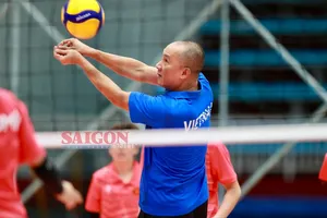 HLV Nguyễn Tuấn Kiệt nắm bắt cụ thể chỉ tiêu thành tích tham dự SEA Games 33-2025. Ảnh: DŨNG PHƯƠNG