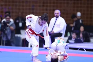 Võ sĩ jujitsu Việt Nam đã giành HCĐ nội dung biểu diễn duo show nữ. Ảnh: DŨNG PHƯƠNG