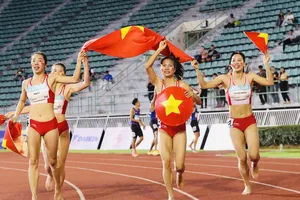 Điền kinh Việt Nam đã giành HCV tiếp sức 4x400m nữ tại SEA Games 33-2025. Ảnh: DP