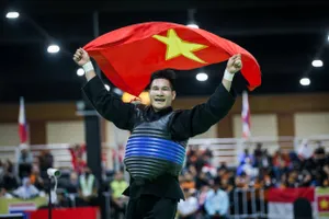 Võ sĩ Nguyễn Duy Tuyến giành HCV tại SEA Games 33-2025. Ảnh: DP