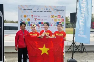 Cua-rơ Nguyễn Thị Thật giành HCĐ tại SEA Games 33-2025. Ảnh: VCF