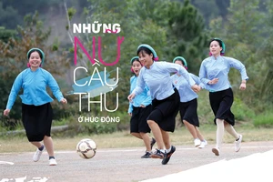 Những nữ cầu thủ ở Húc Động