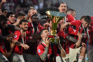 AC Milan vô địch Serie A sau hơn 4000 ngày dài đằng đẵng trông chờ