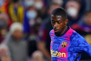 Dembele nhiều khả năng ở lại Barca