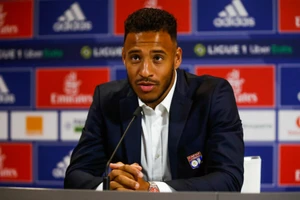 Tolisso tuyên chiến với PSG