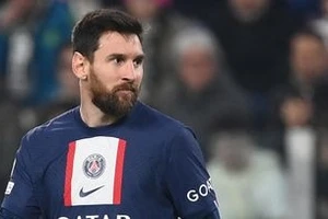 Messi chuẩn bị gia hạn với PSG