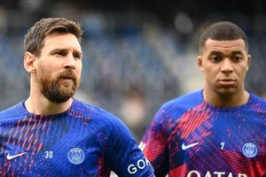 Messi và Mbappe trở lại