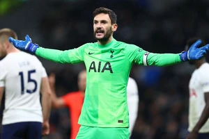 Lloris sa sút tại Tottenham