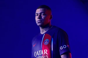 PSG sắp bán Mbappe?