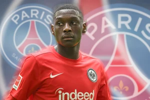 Kolo Muani năn nỉ Frankfurt cho phép đến PSG