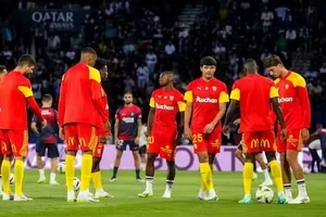 Vì Ligue 1, Lens sẽ buông Champions League?