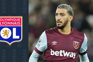 Lyon không thể đón Benrahma do sự tắc trách từ West Ham