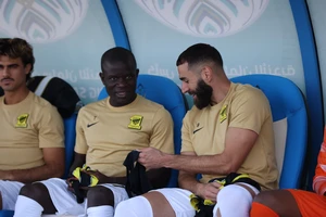 Kante và Benzema tại Ả Rập Xê Út