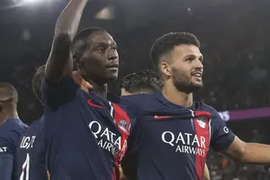 Goncalo Ramos và Randal Kolo Muani, mỗi người tỏa sáng với một bàn thắng vào lưới Lille