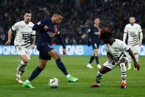 Mbappe cùng PSG sẽ "thị uy sức mạnh" trước kẻ thách thức Rennes?