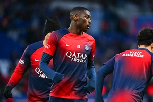 Người hâm mộ PSG ngán ngẩm với Kolo Muani