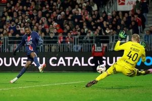 Lập hat-trick vào lưới Brest, Ousmane Dembele đạt đỉnh cao sự nghiệp tại PSG