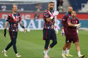 Donnarumma sẵn sàng ở lại PSG hoàn tất năm cuối hợp đồng và ra đi tự do vào mùa hè 2026. Ảnh: Le Parisien