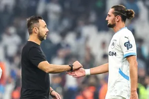 De Zerbi không thay đổi quyết định loại bỏ Rabiot khỏi Marseille. Ảnh: sports.fr
