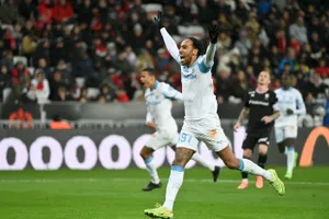Aubameyang ghi bàn thắng chuyên nghiệp thứ 400 trong chiến thắng 5-1 của Marseille trên sân Nice. Ảnh: REUTERS