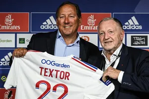 Lyon thua lỗ 201 triệu EUR trong mùa giải cuối cùng dưới sự điều hành của John Textor. Ảnh: Getty Images